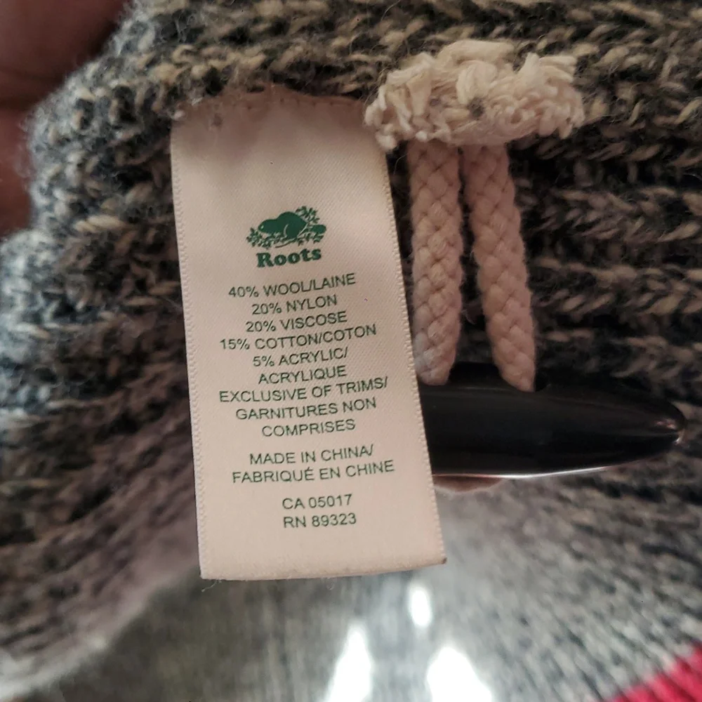 🍁🌲Rare Roots Toggle Cardigan - Picture 8 of 12